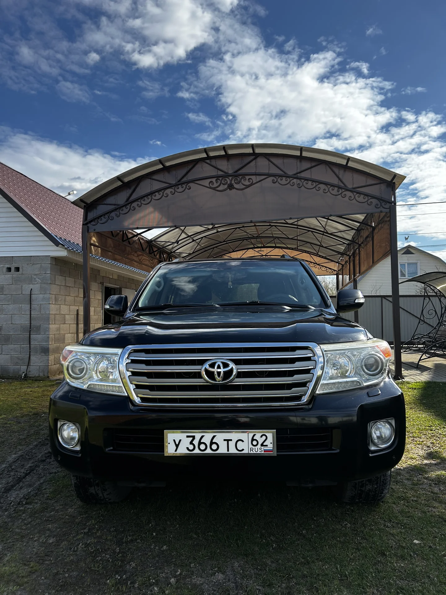 Toyota Land Cruiser 200 - миниатюра 10
