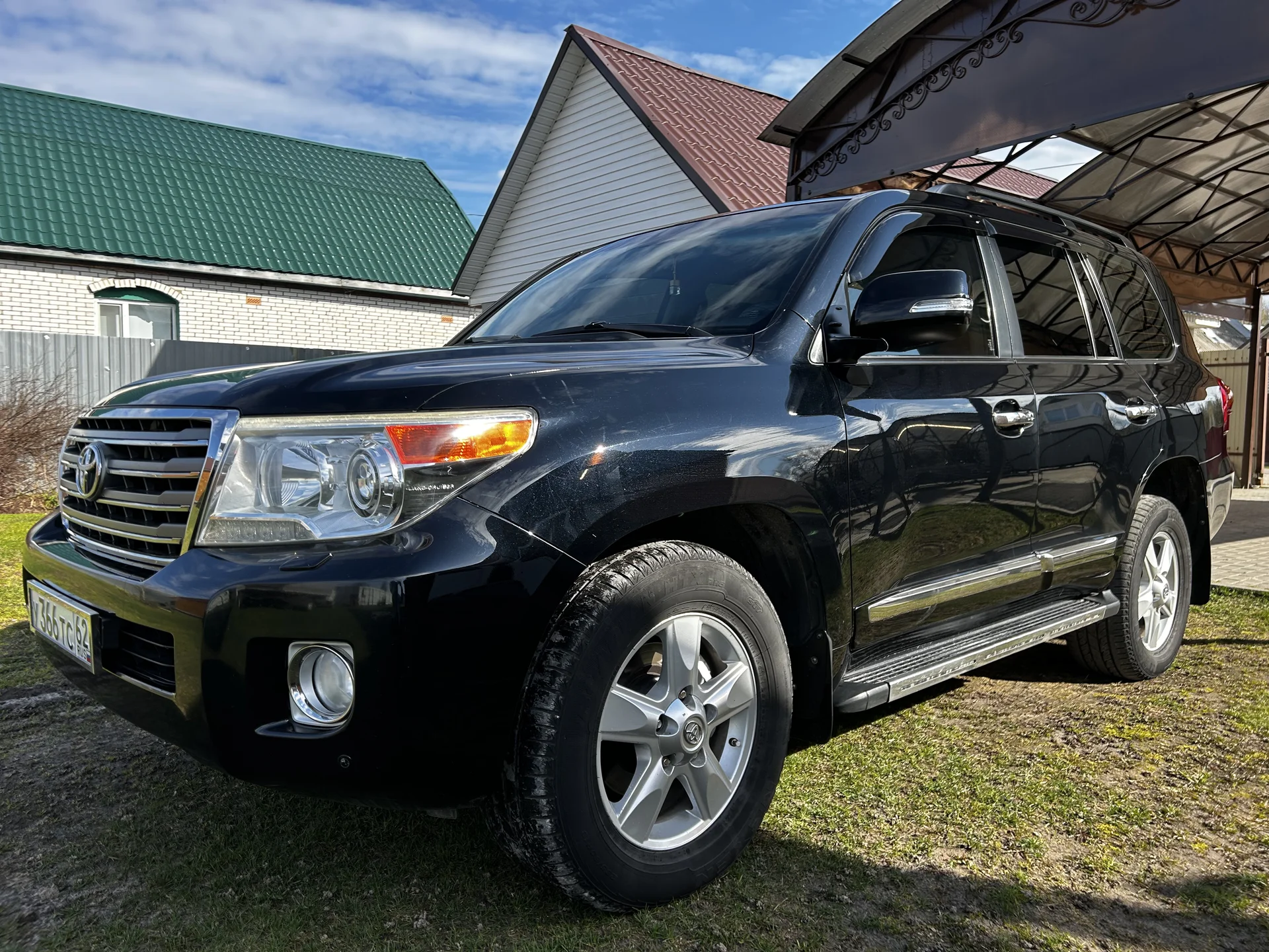 Toyota Land Cruiser 200 - миниатюра 11