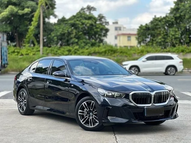 Продаю BMW 5 - миниатюра 3