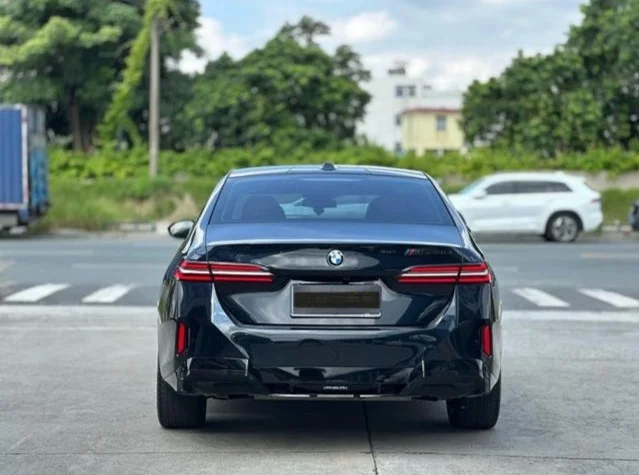 Продаю BMW 5 - миниатюра 4