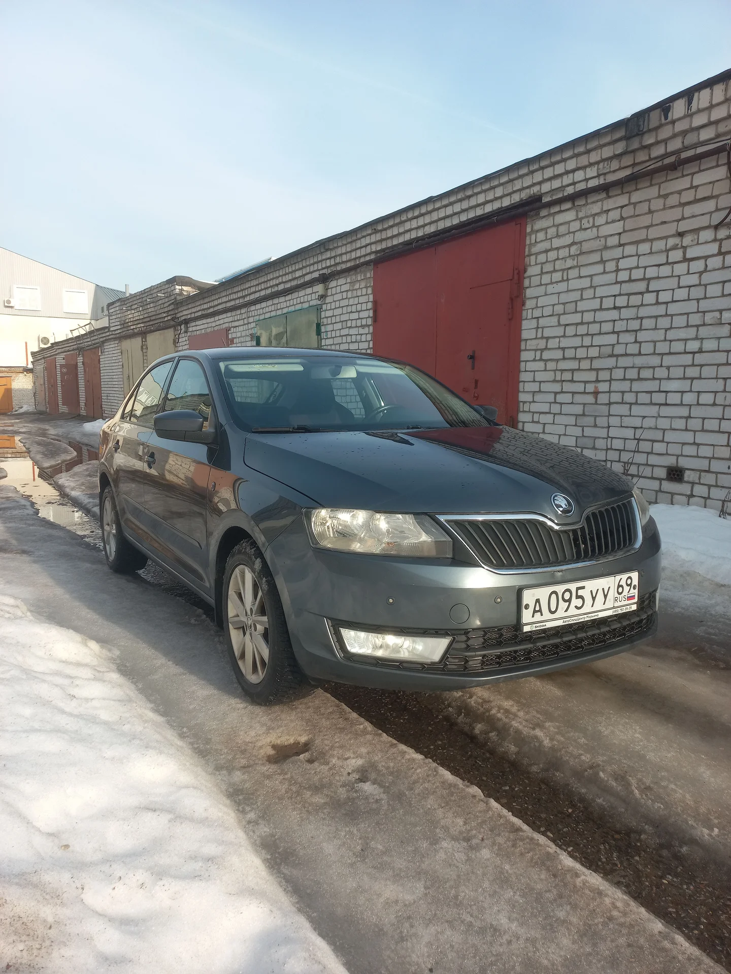 Продам шкоду рапид - изображение 1