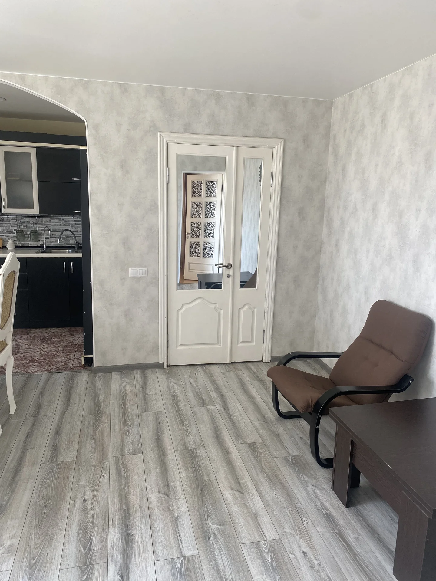 Квартира возле моря и парка Победы - миниатюра 11