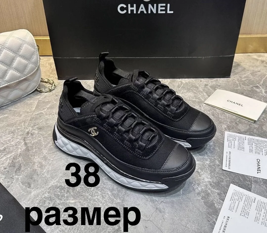 Женские кроссовки Chanel