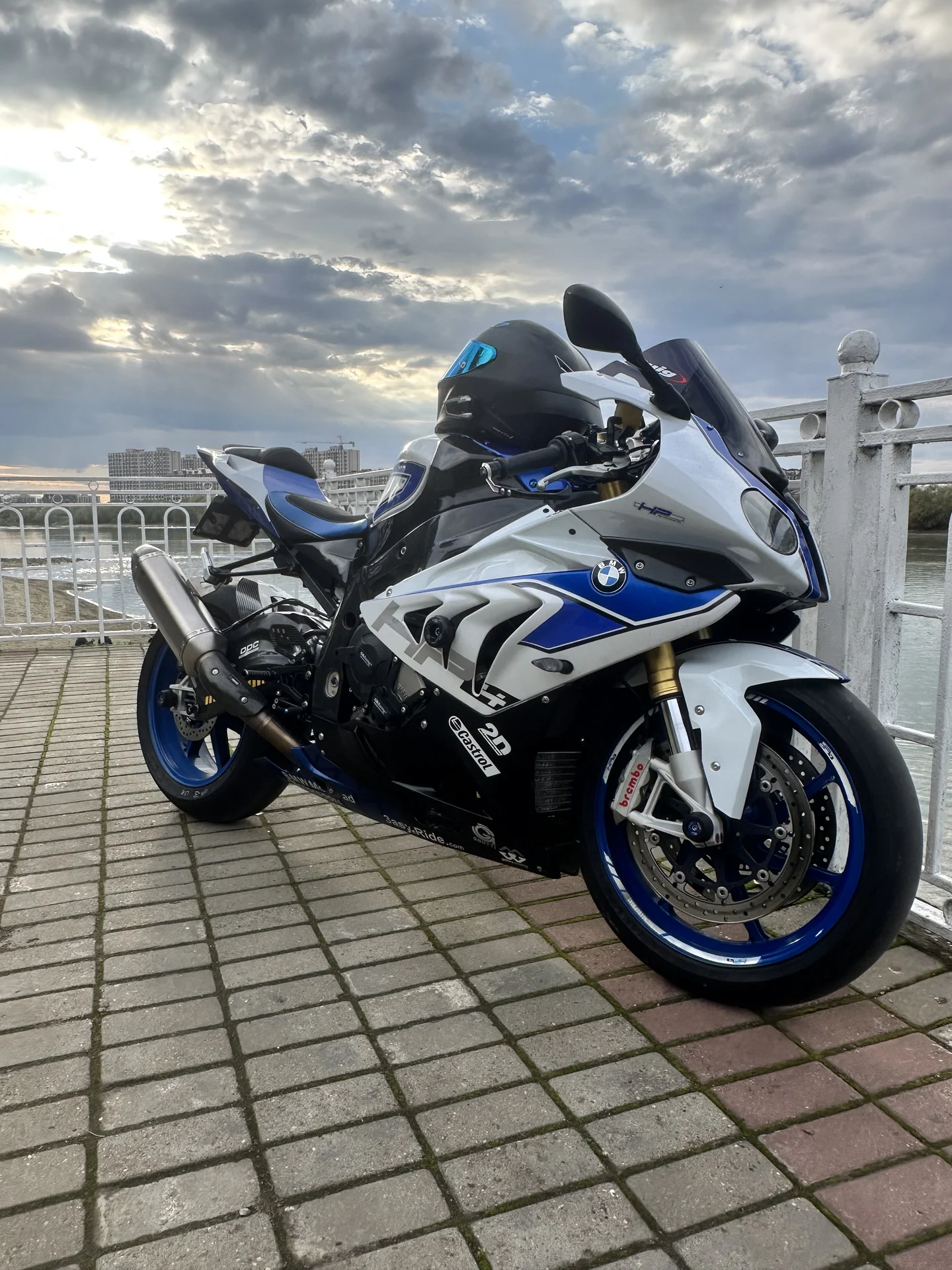 BMW s1000rr hp4 - миниатюра 6