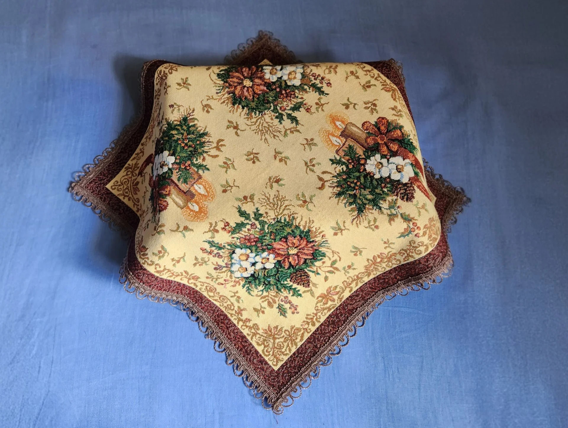 Салфетка из гобелена Рождественская 53 x 48 см - изображение 1