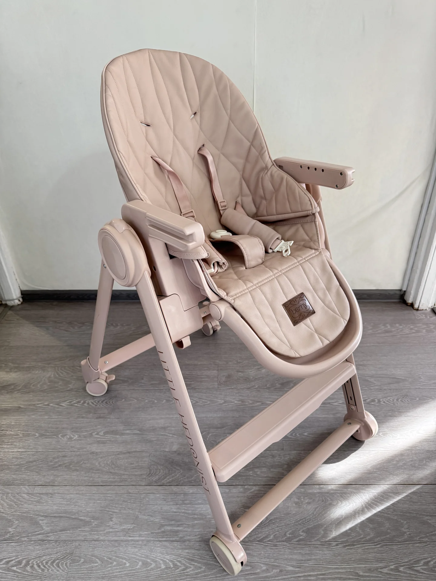 Стульчик для кормления happy baby berny lux - изображение 1
