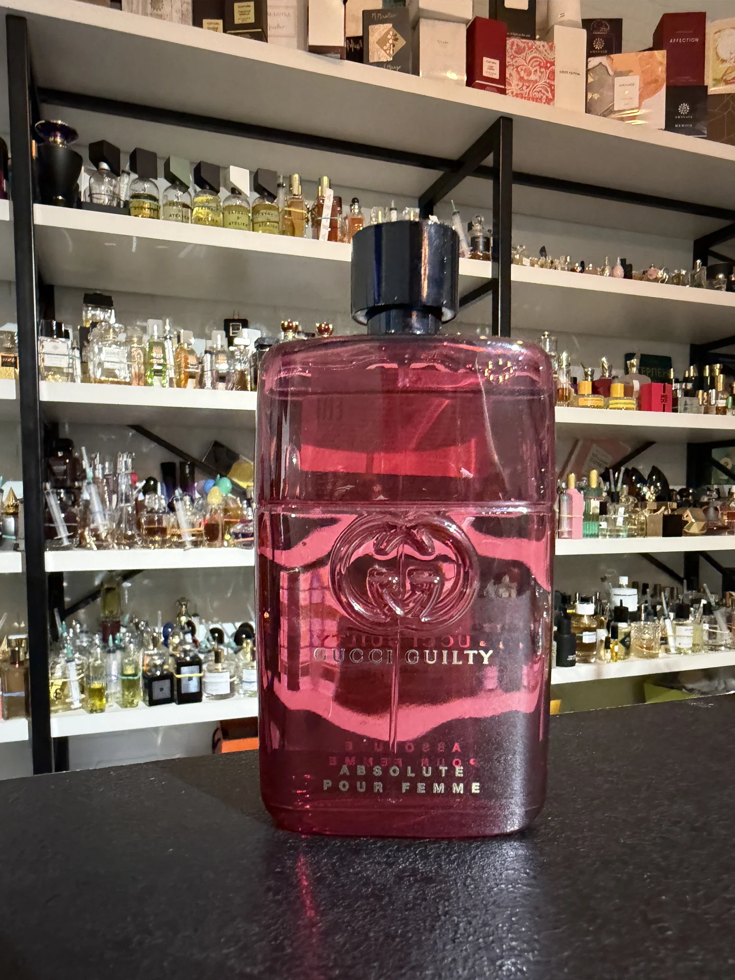 Gucci Guilty Absolute pour Femme Гуччи - изображение 1