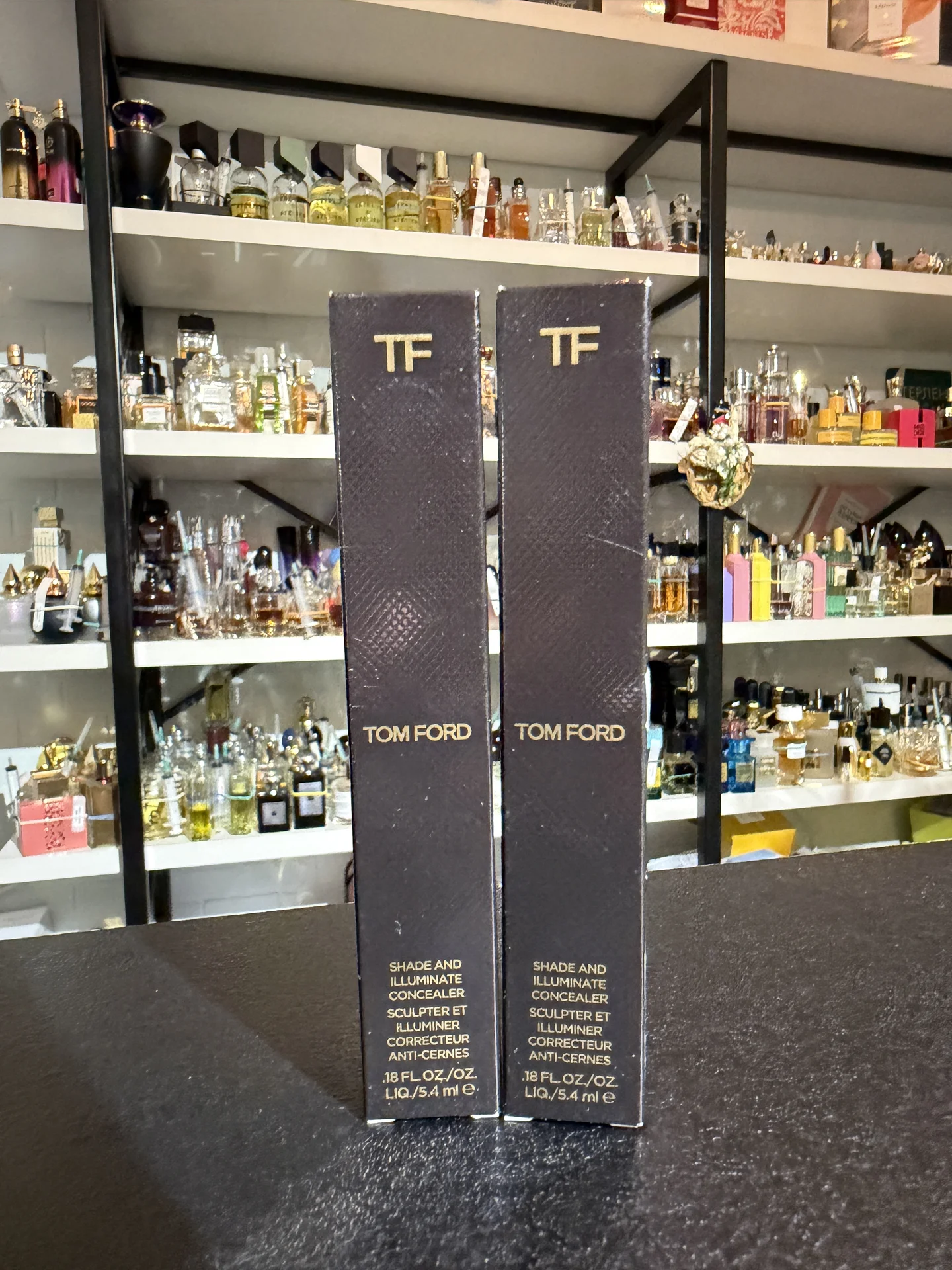 TOM ford shade and illuminate консилер - миниатюра 3