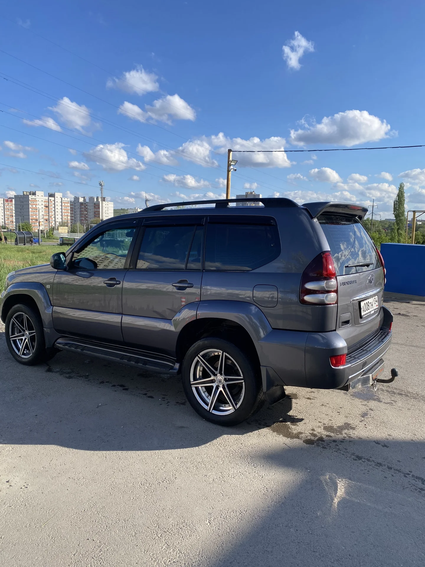 Toyota Land Cruiser Prado - миниатюра 2