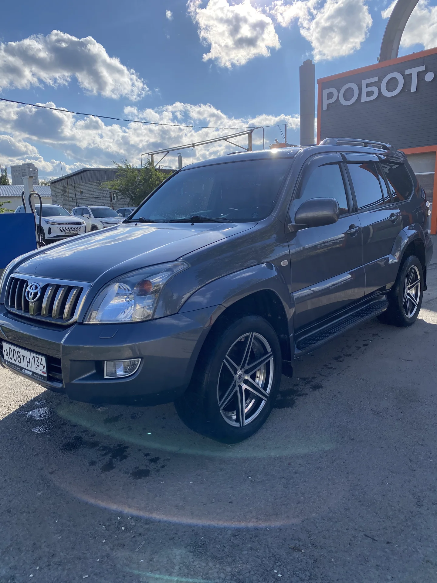 Toyota Land Cruiser Prado - миниатюра 3