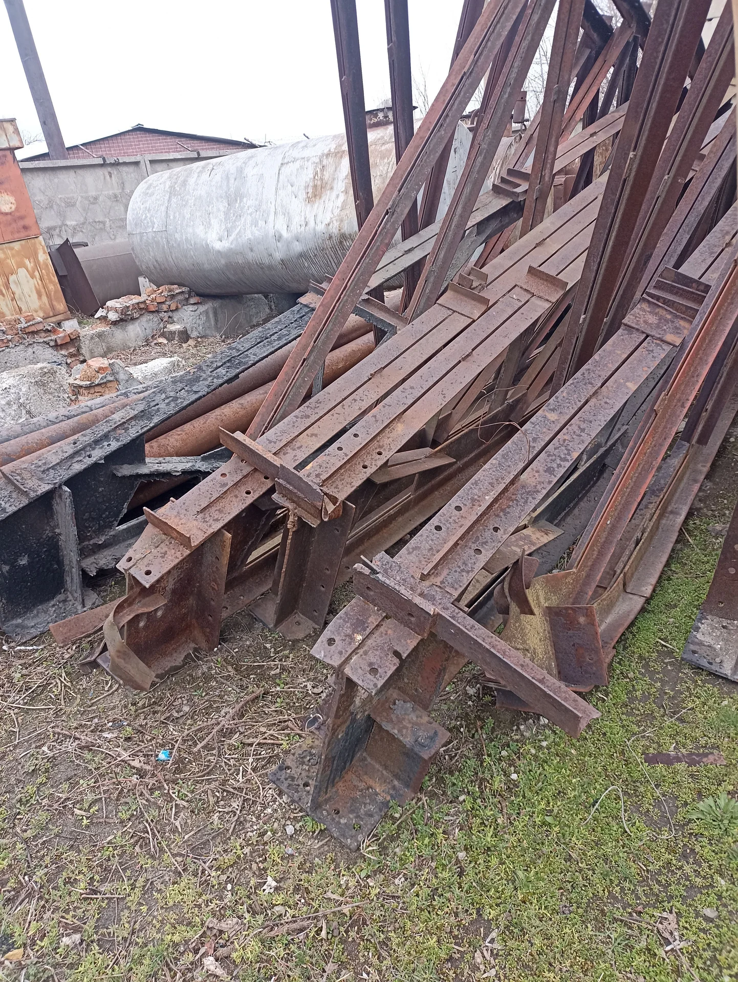 Продам фермы со стойками, каркас ангара, здания - миниатюра 2
