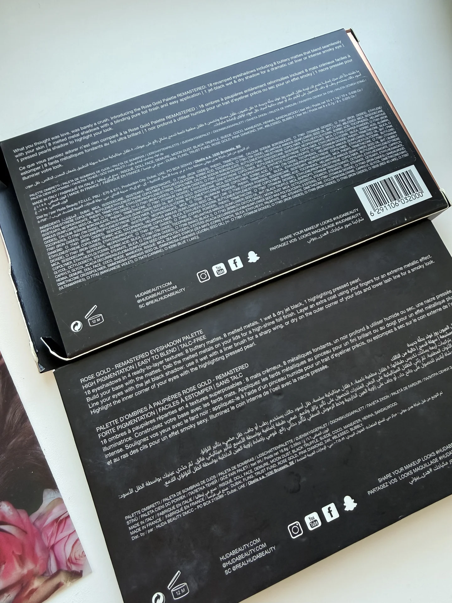 Палетка Huda beauty и shik - миниатюра 3