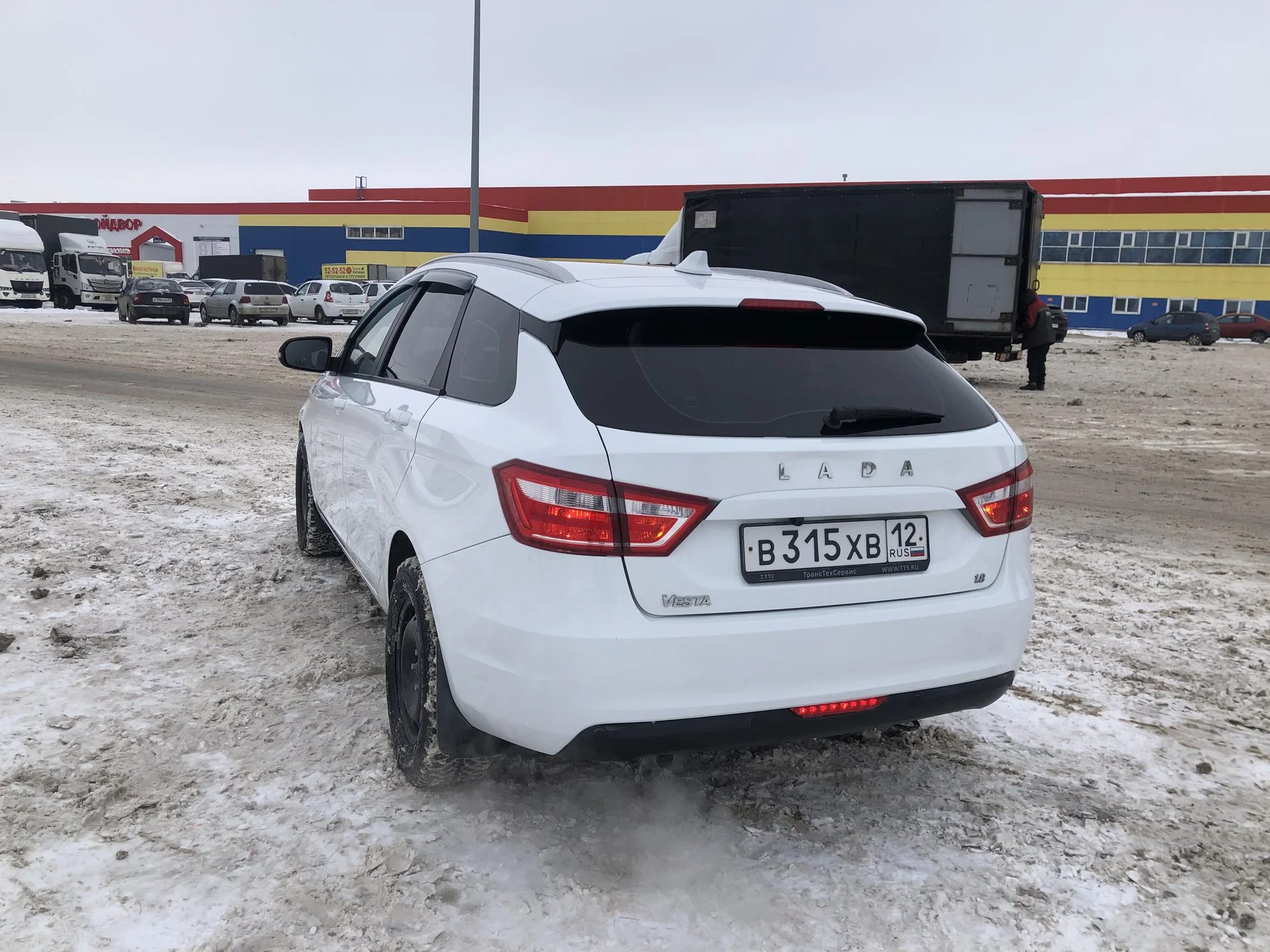 Lada Vesta 1.8 - миниатюра 2