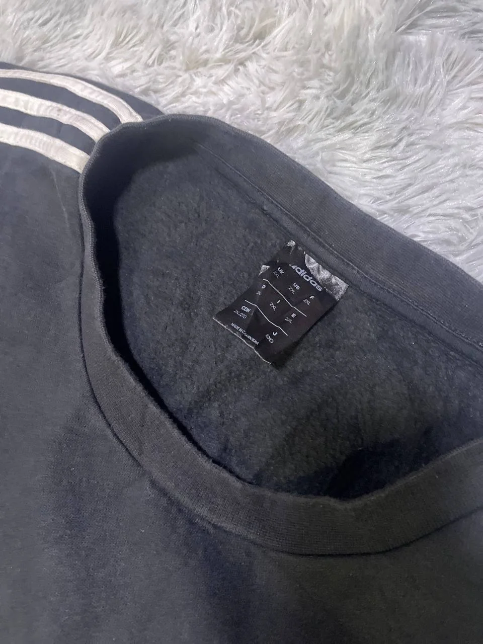 Свитшот Adidas - миниатюра 2