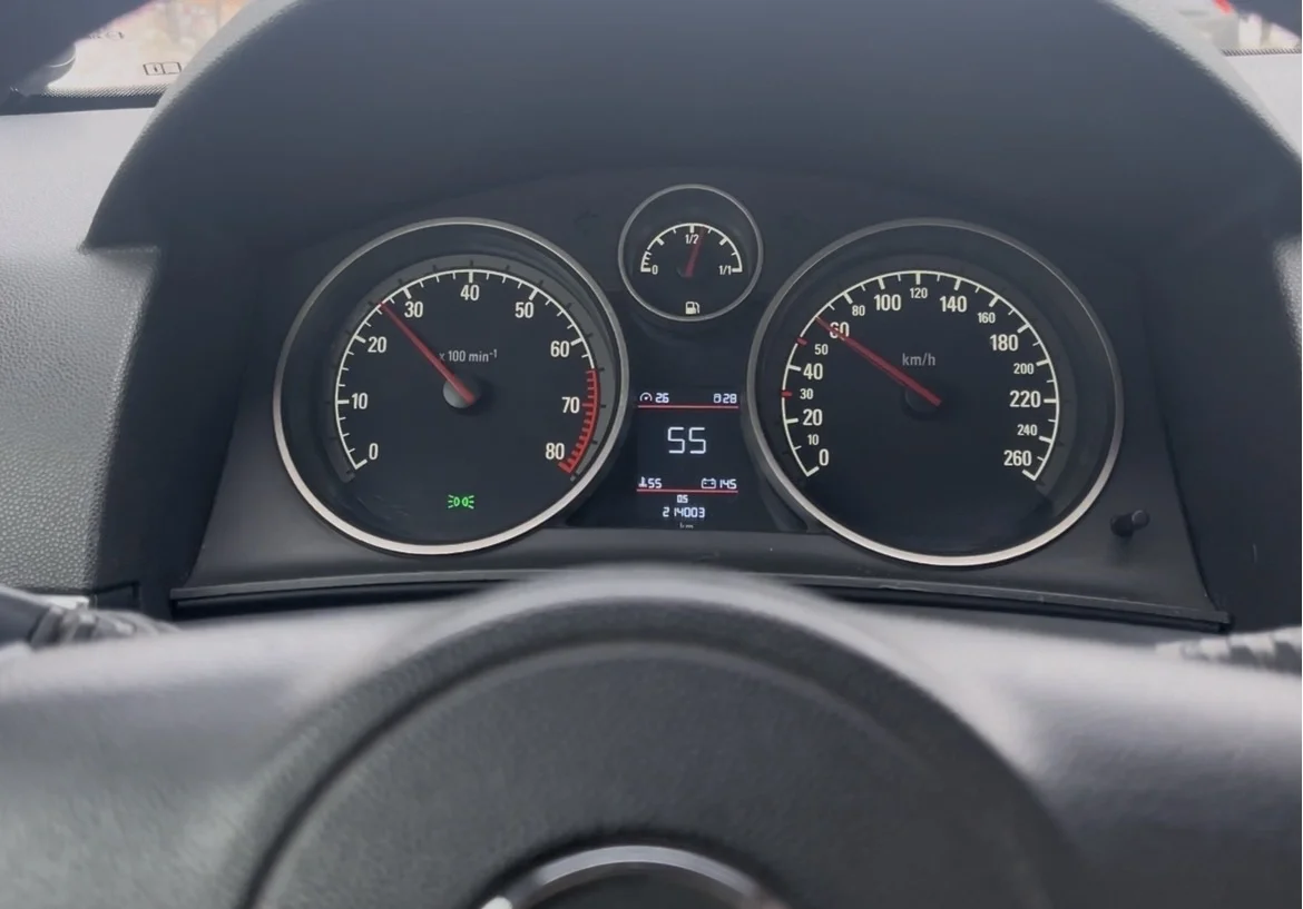 Графическй дисплей в приборную панель Opel - миниатюра 2