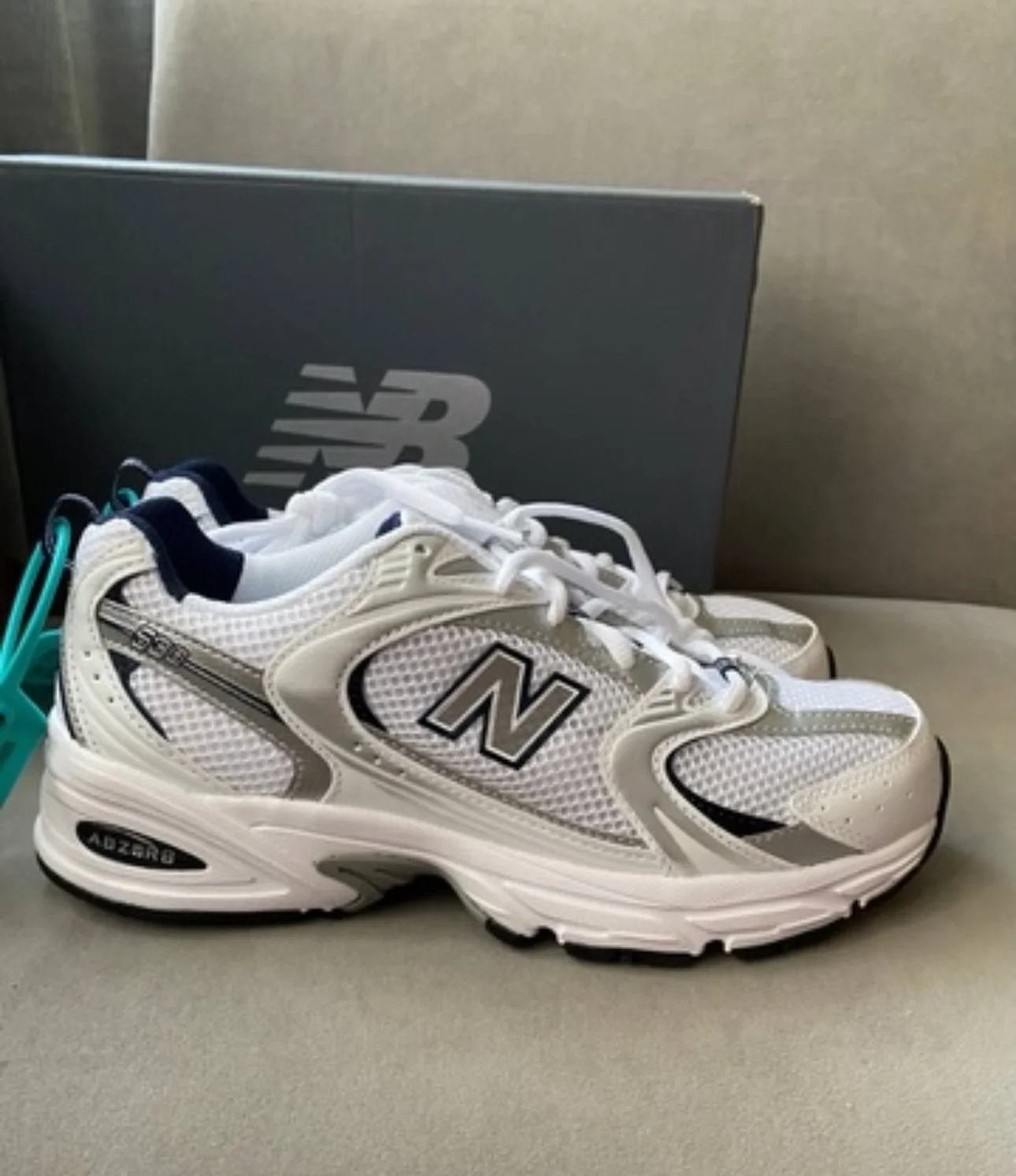 Кроссовки New Balance новые оригинальные в коробке - миниатюра 3