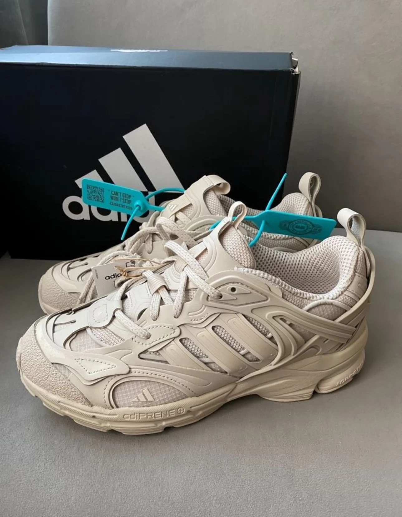 Кроссовки Adidas новые оригинал в коробке - изображение 1
