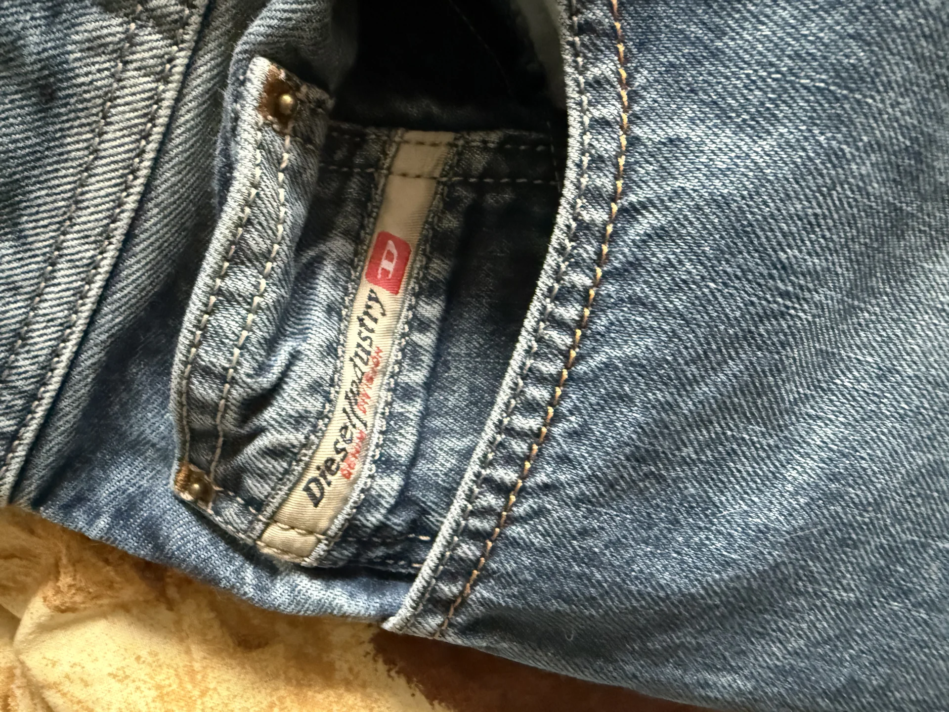 Джинсы Diesel lakree bootcut - миниатюра 4