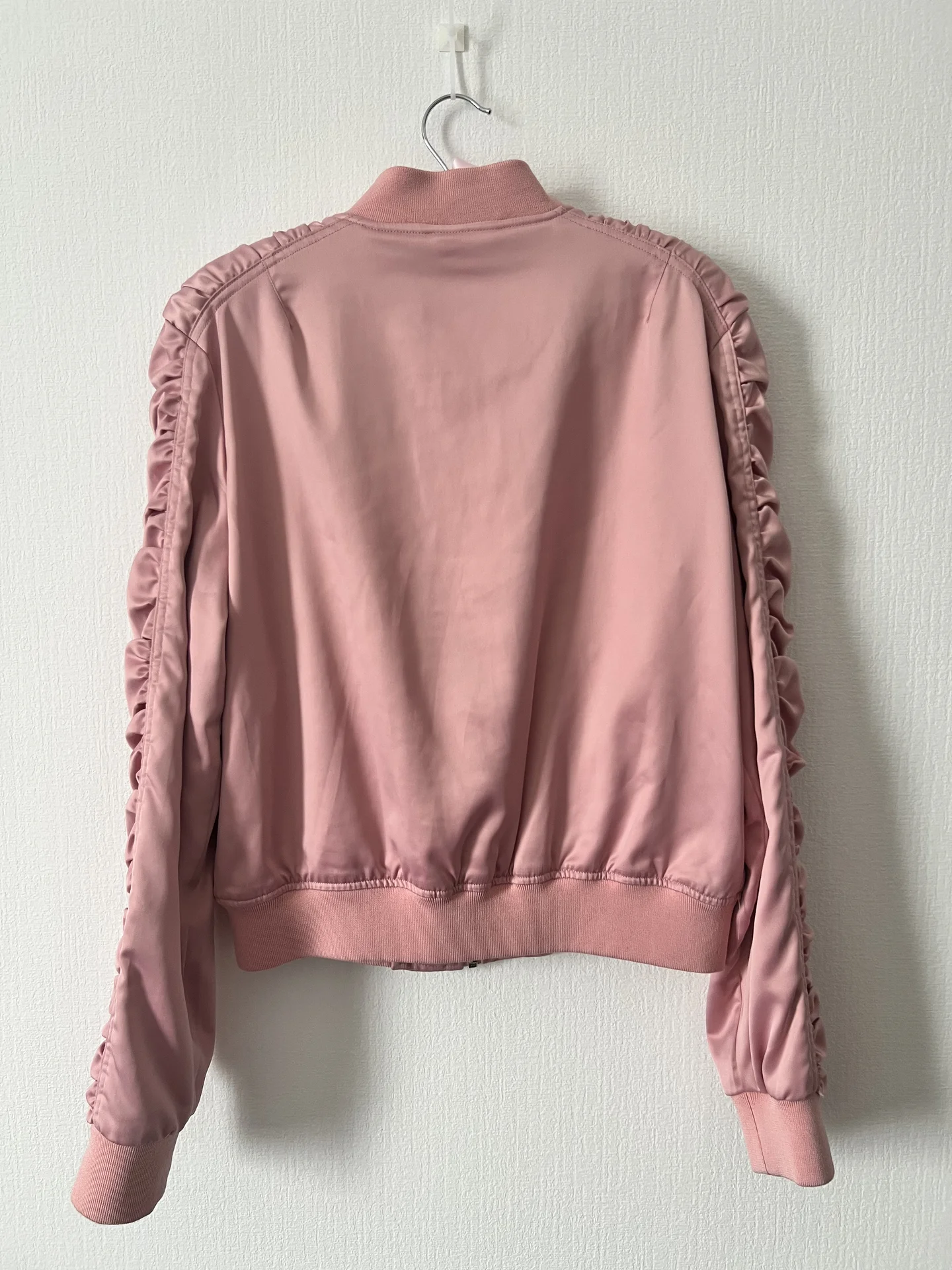 Куртка /бомбер/ ветровка Guess оригинал - миниатюра 2