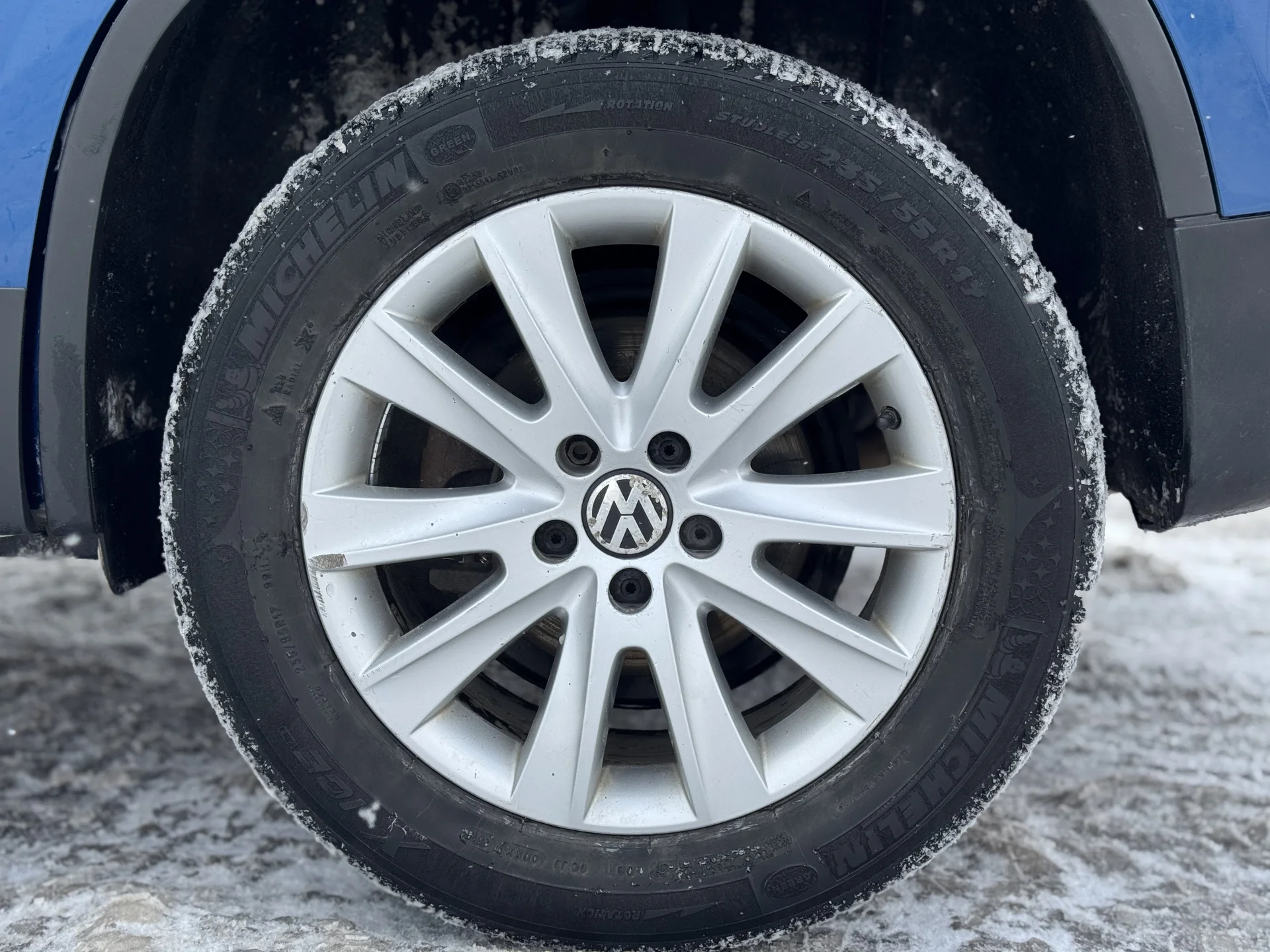 Volkswagen Tiguan 2010 2л полный привод 207.000 - миниатюра 10