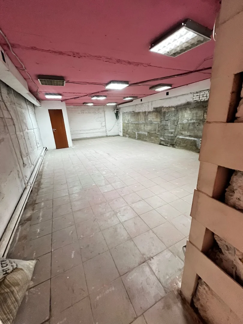 Сдам помещение 160 кв - миниатюра 3