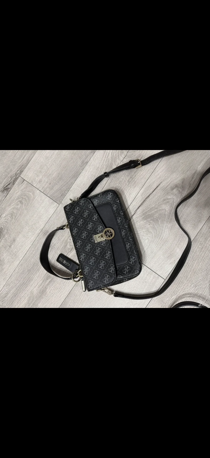 Сумка Guess - миниатюра 2