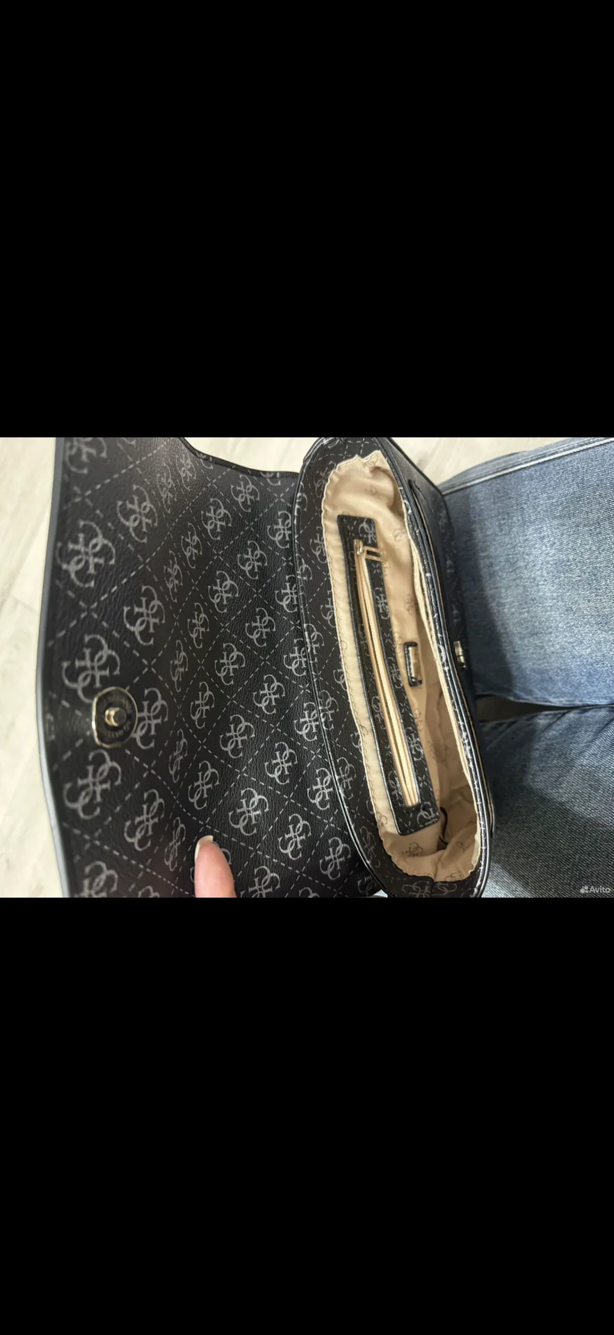 Сумка Guess - миниатюра 3