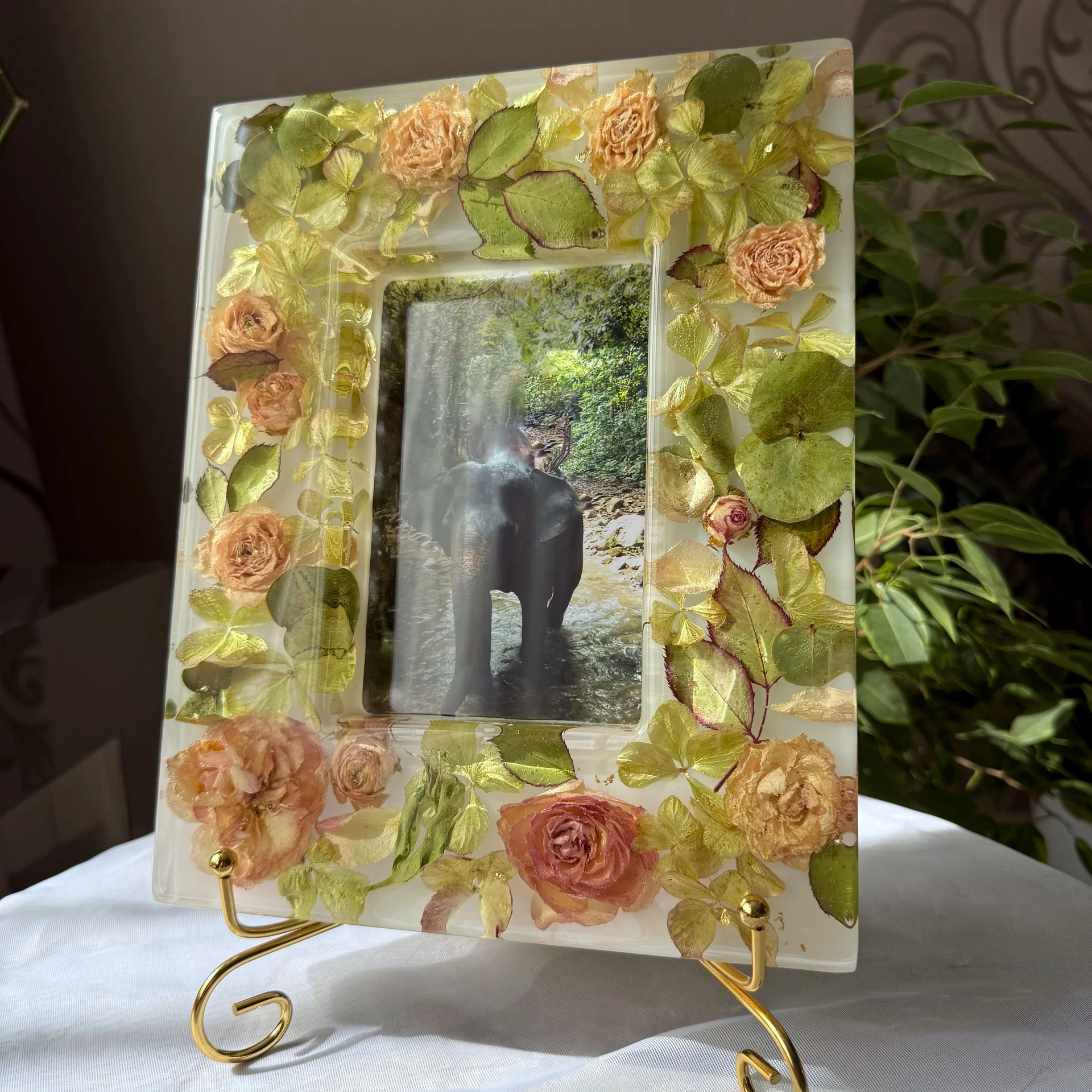 Фоторамка с сухоцветами из эпоксидной смолы - изображение 1