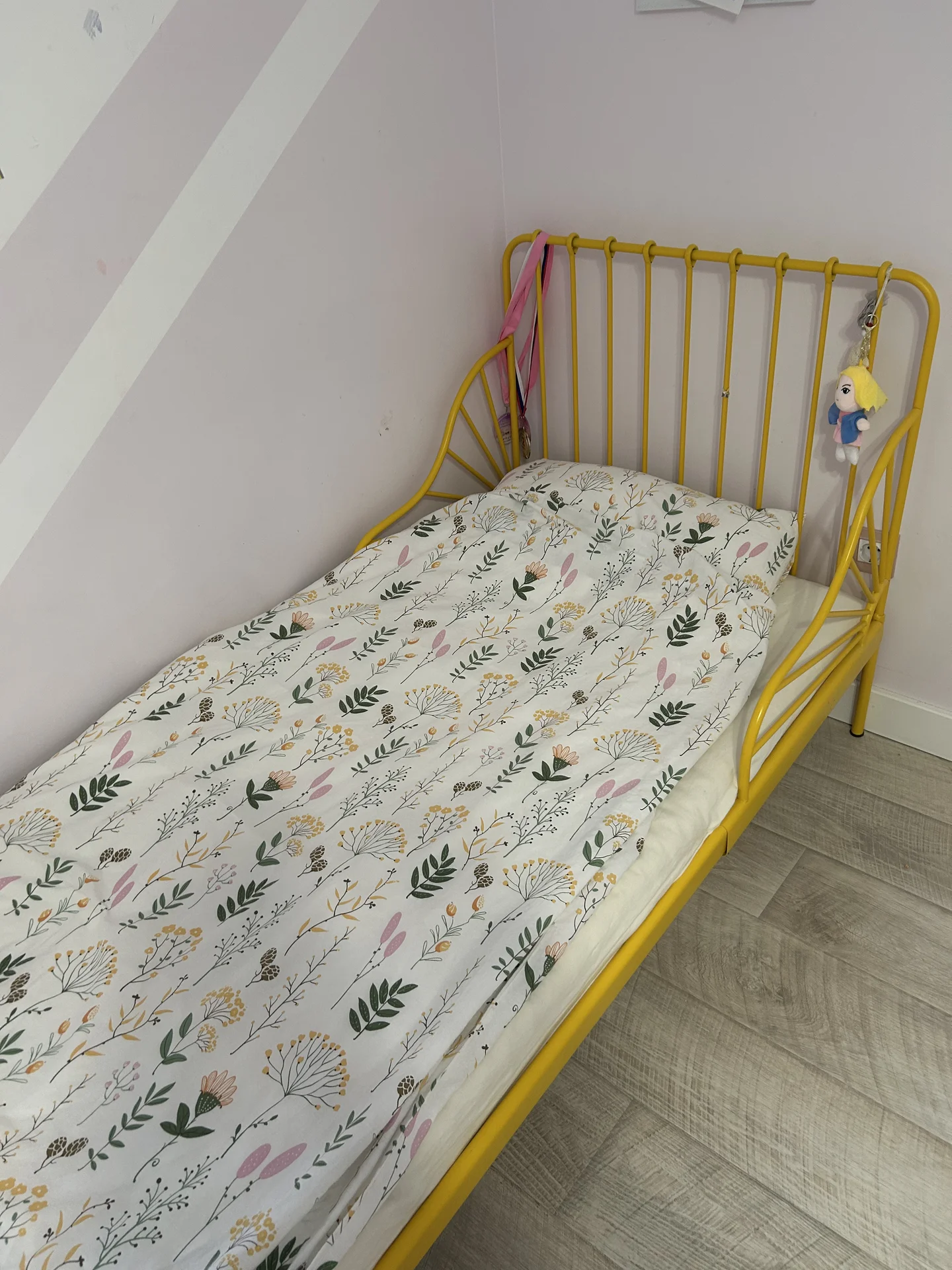 Кровать бу IKEA Minnen раздвижная - миниатюра 2