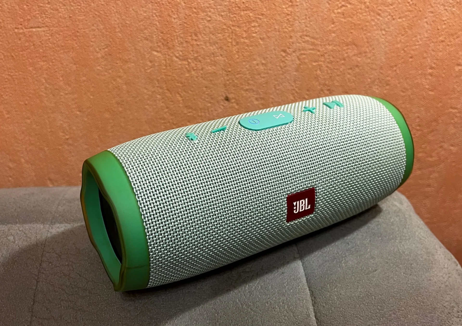 Колонка JBL Charge 3 оригинал - миниатюра 9