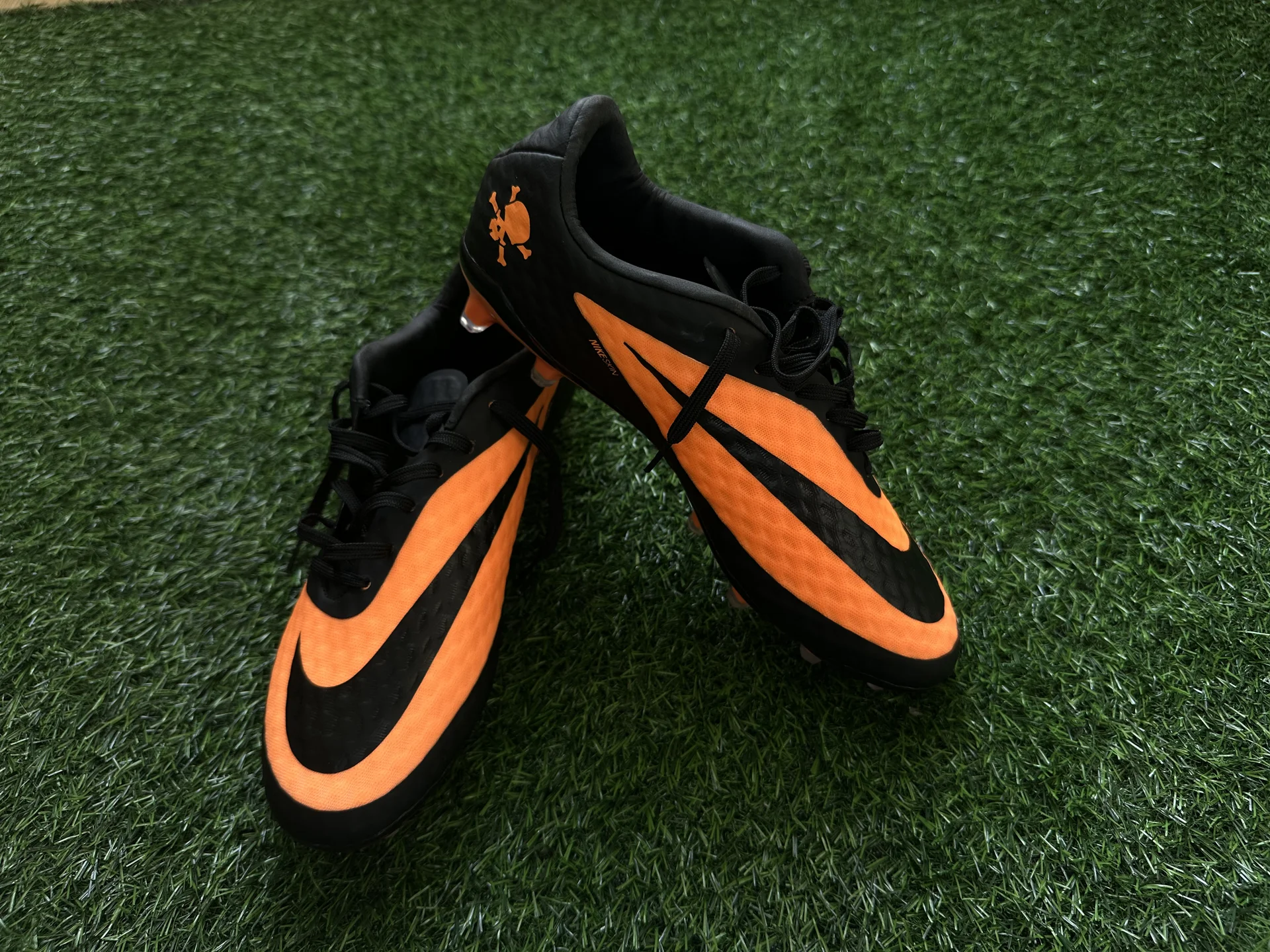 Футбольные бутсы nike hypervenom - миниатюра 2
