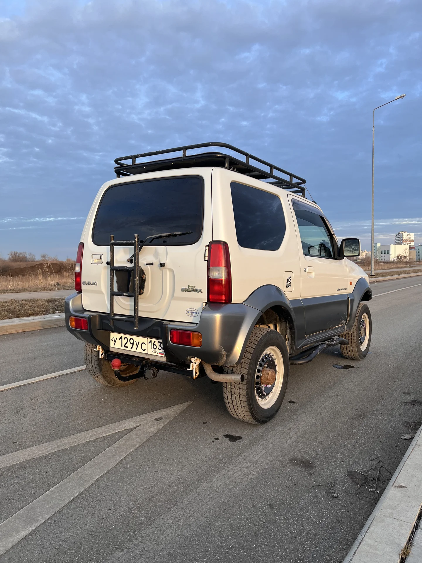 Suzuki Jimny Sierra - миниатюра 8