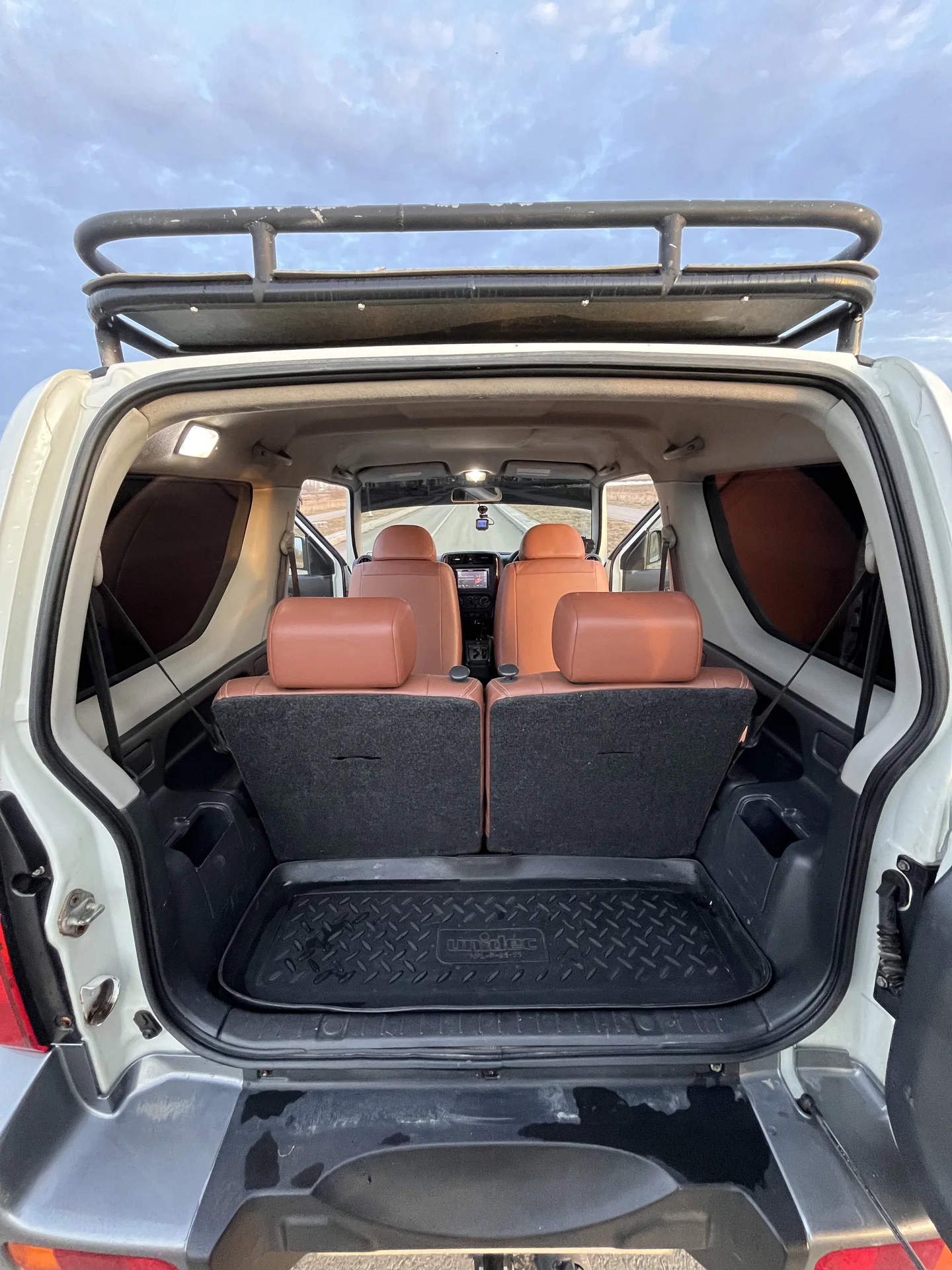 Suzuki Jimny Sierra - миниатюра 13