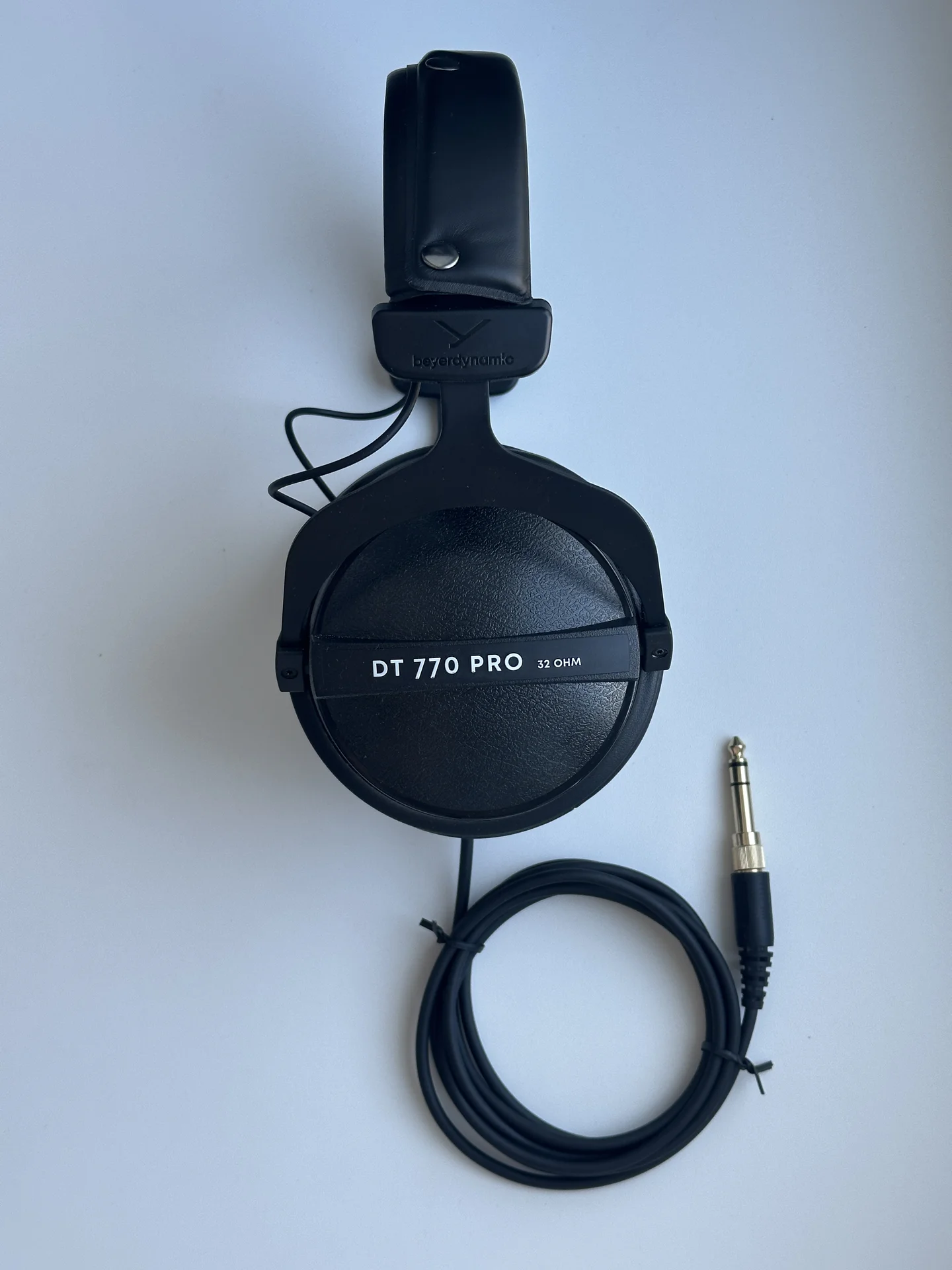 Beyerdynamic DT 770 PRO 32 Ohm - миниатюра 2