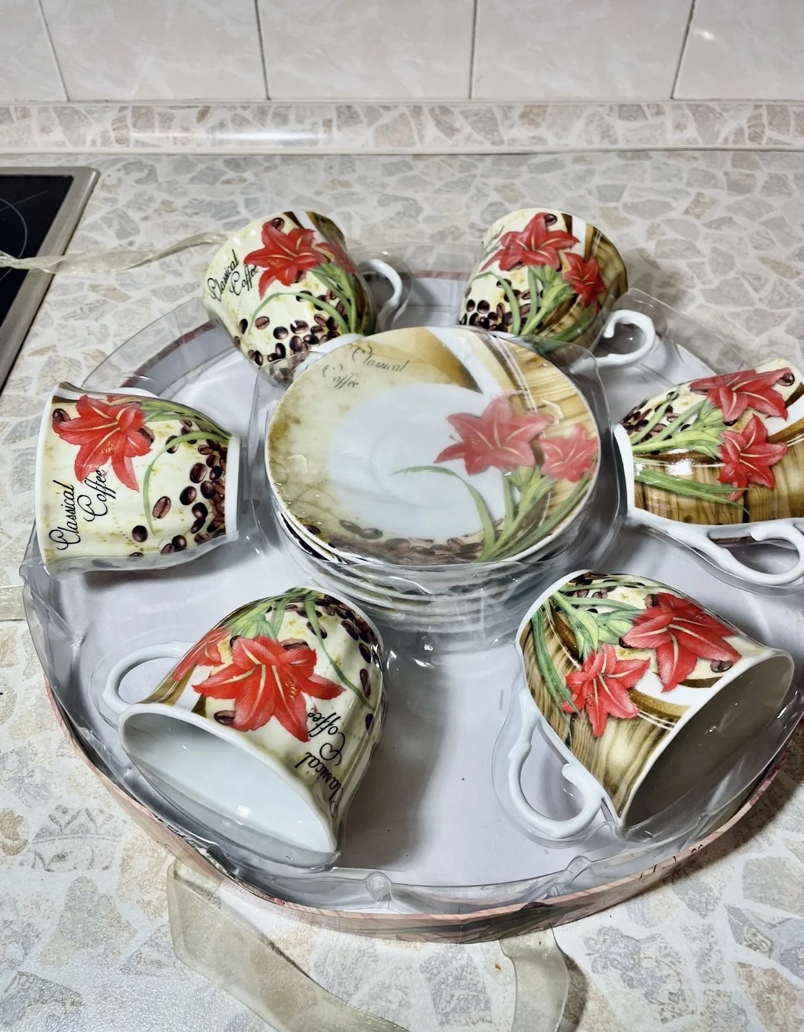 чайный сервиз, набор посуды - миниатюра 4