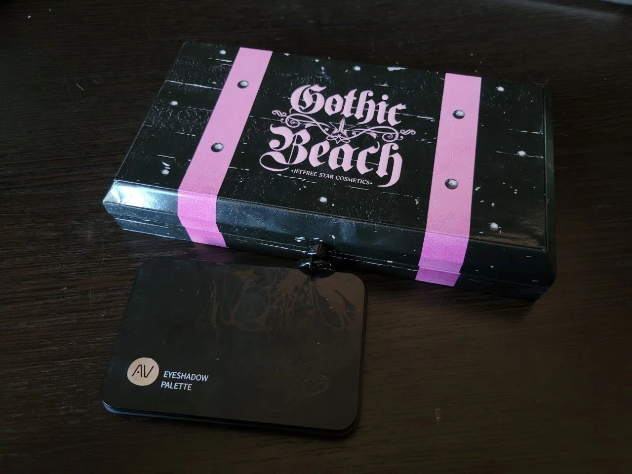 Jeffree star Gothic Beach - миниатюра 2
