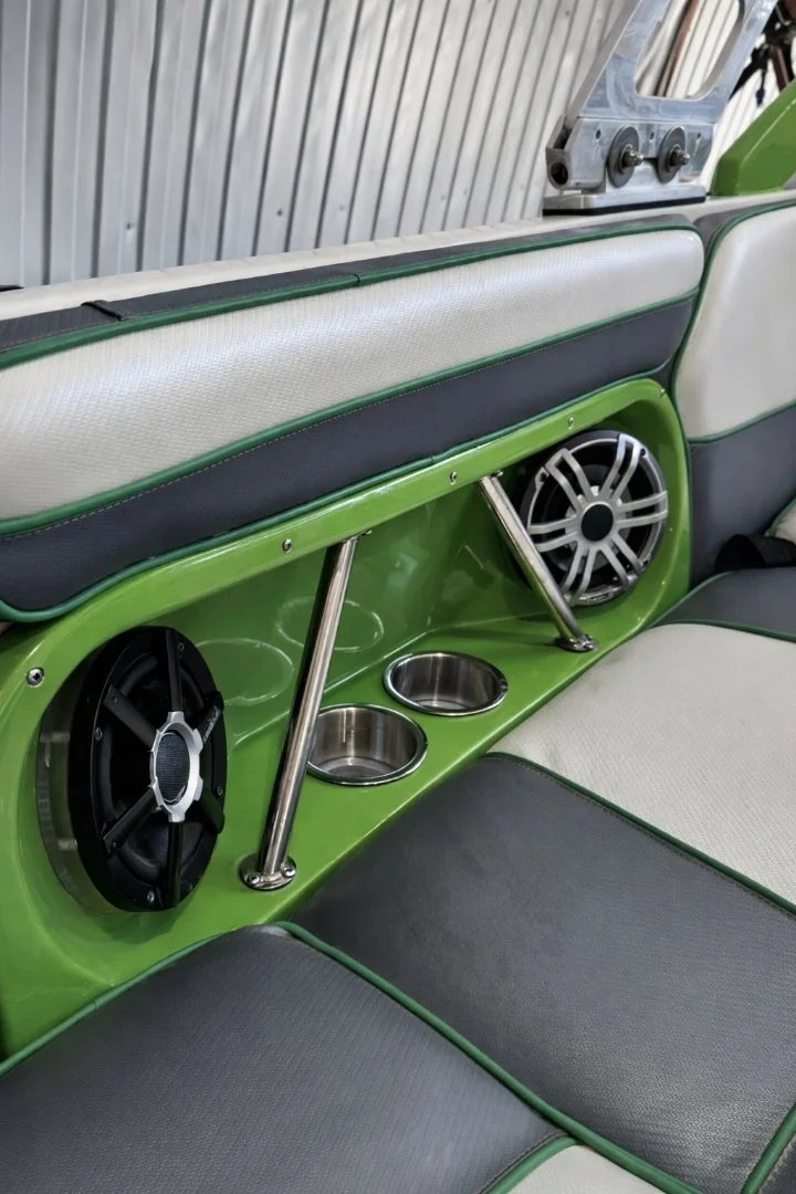 ВейкСерф буксировщик Mastercraft x2 - миниатюра 5