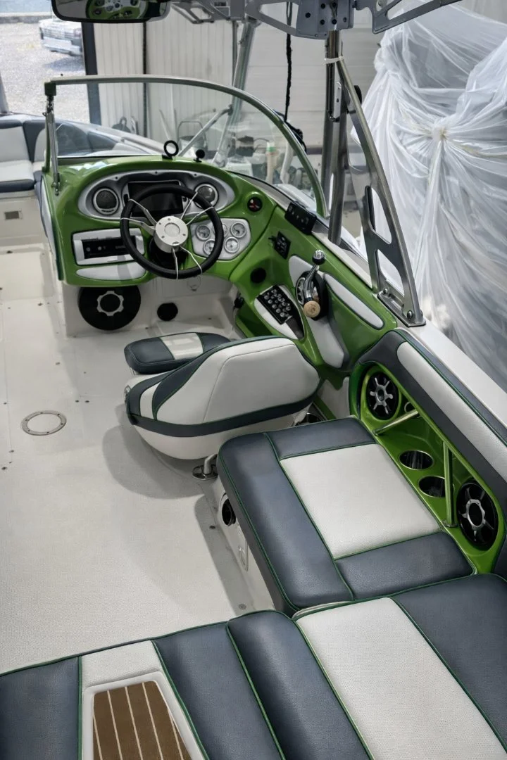 ВейкСерф буксировщик Mastercraft x2 - миниатюра 7