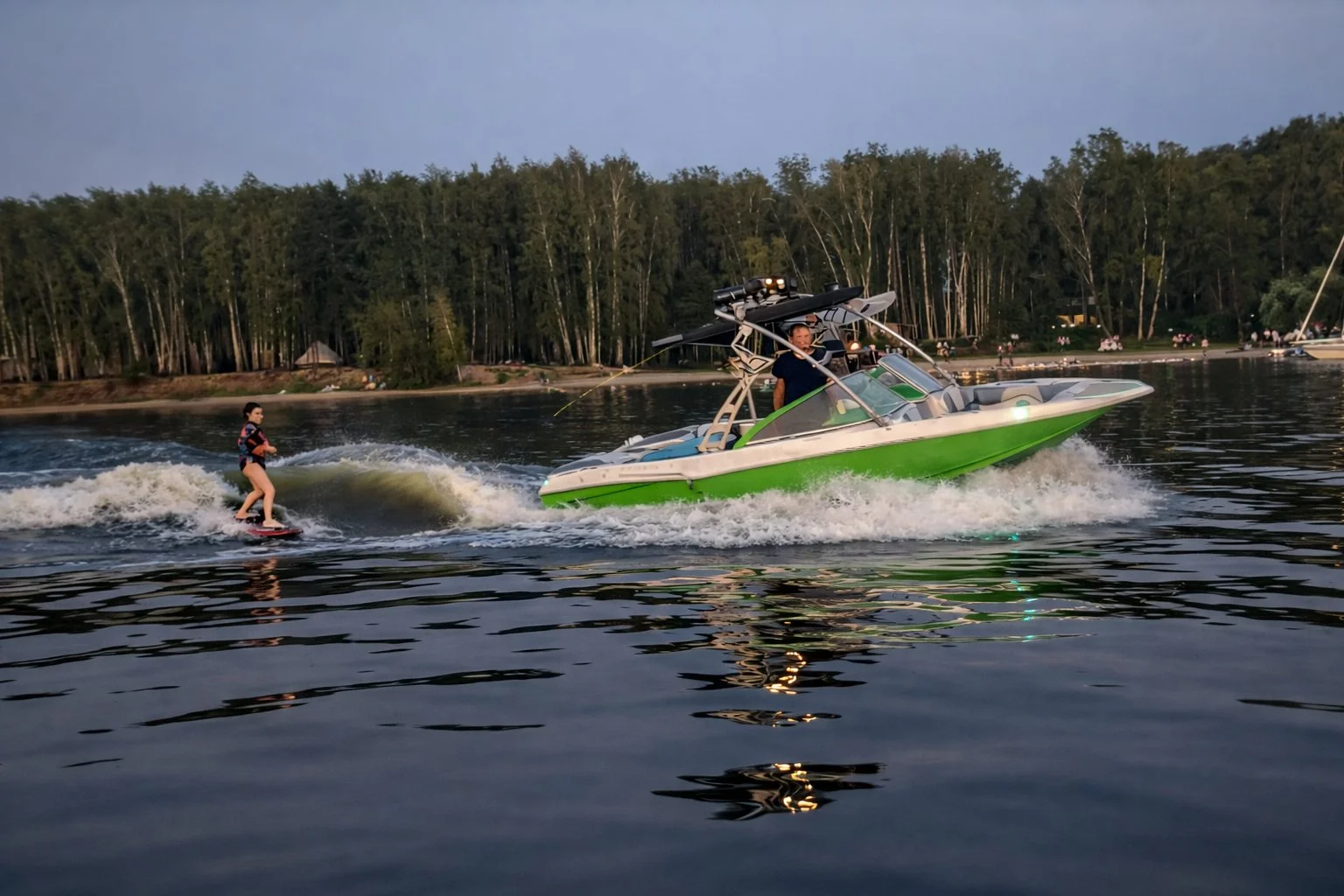 ВейкСерф буксировщик Mastercraft x2 - миниатюра 10