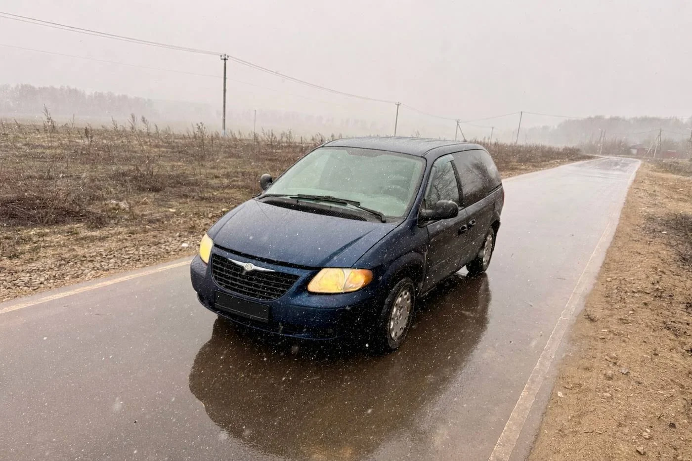 Chrysler Voyager 2.4 AT, 2003 - миниатюра 2