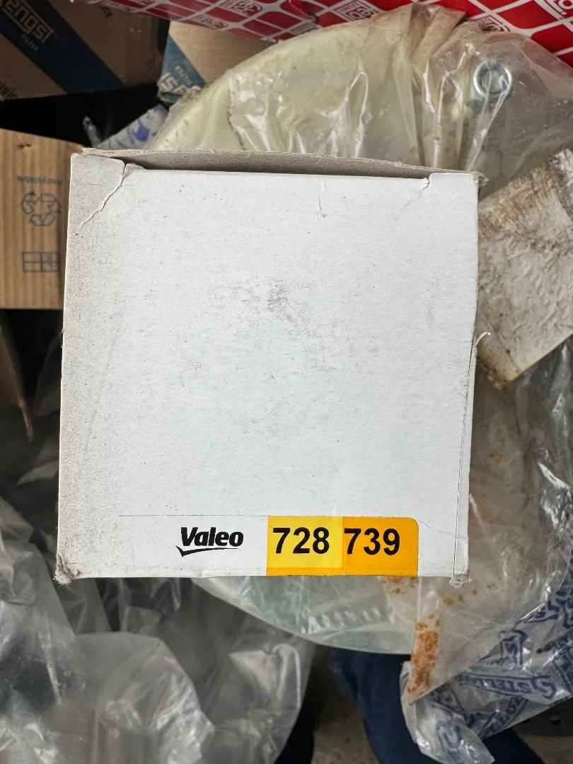 Фильтр масляный Valeo 728739 - миниатюра 2
