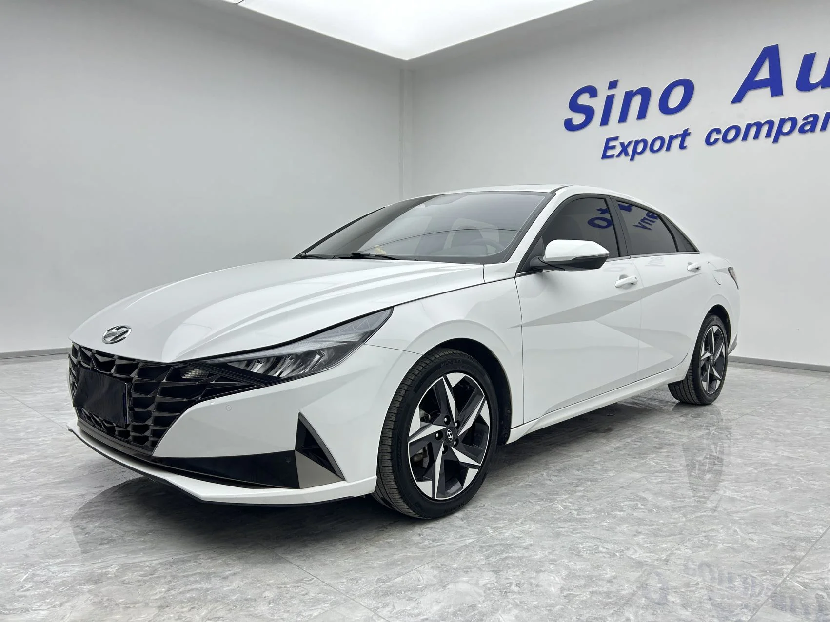 Hyundai/Elantra 1.5 2021 - миниатюра 3
