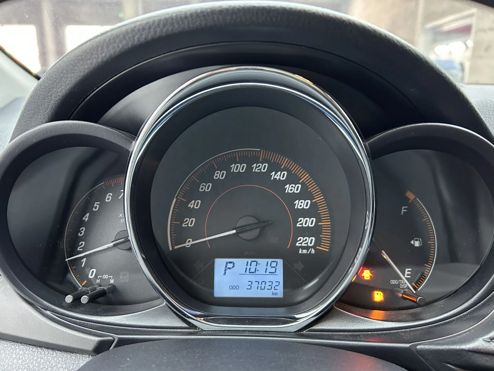 Toyota YARiS L 1.5   2021г - миниатюра 4
