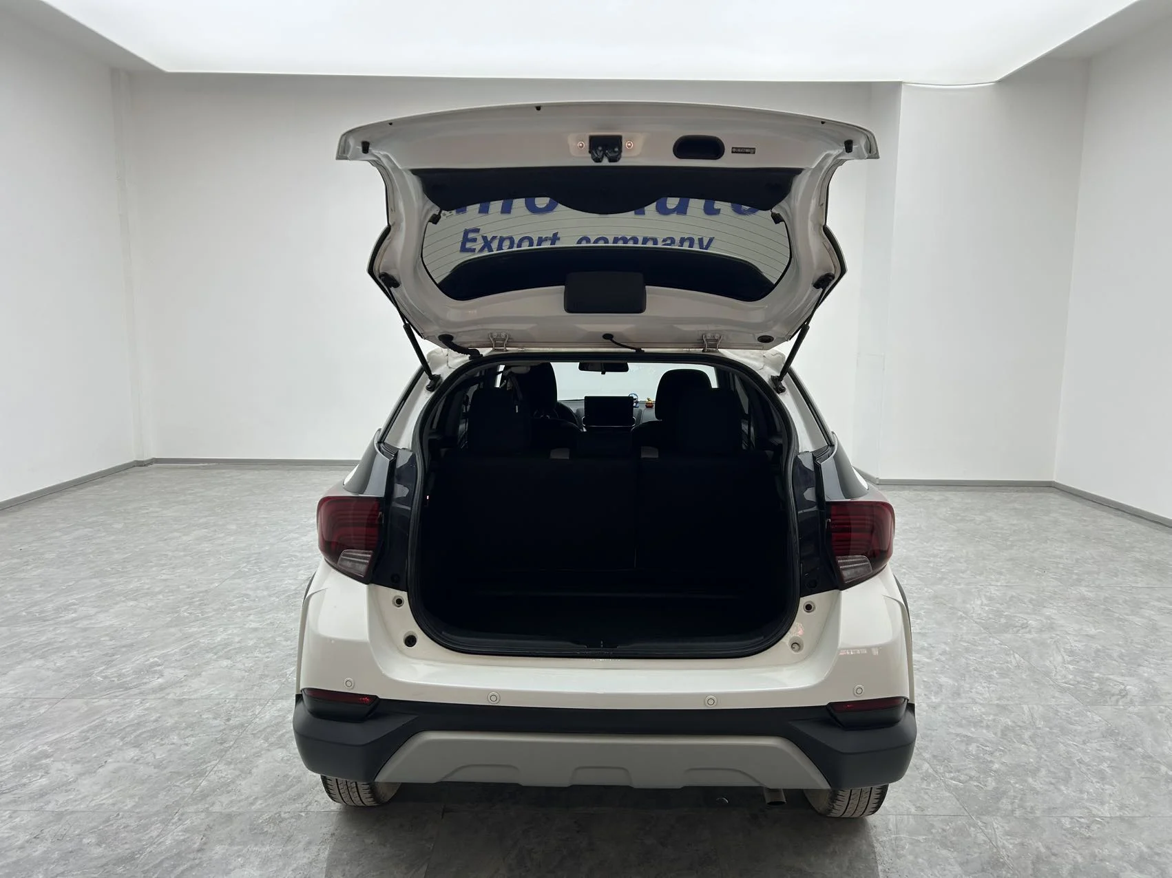 Toyota YARiS L 1.5   2021г - миниатюра 6