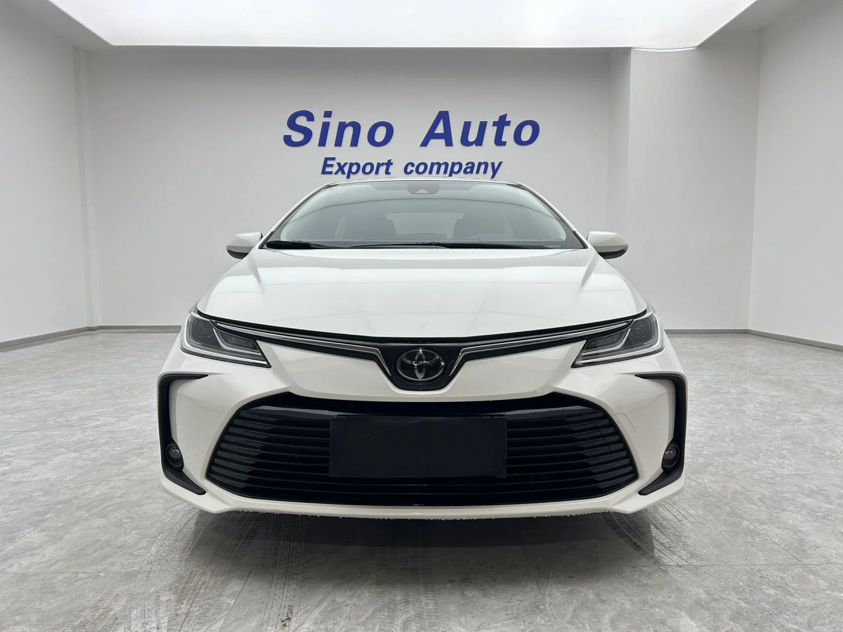 Toyota Corolla 1.5 2021г - миниатюра 2