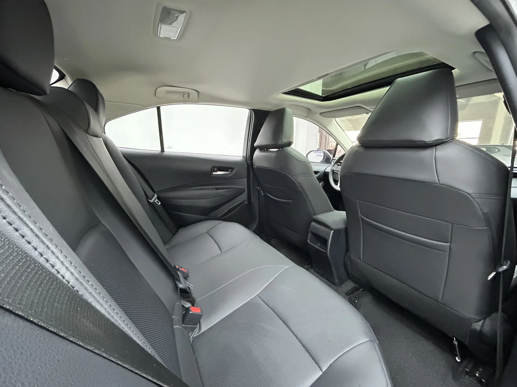 Toyota Corolla 1.5 2021г - миниатюра 13