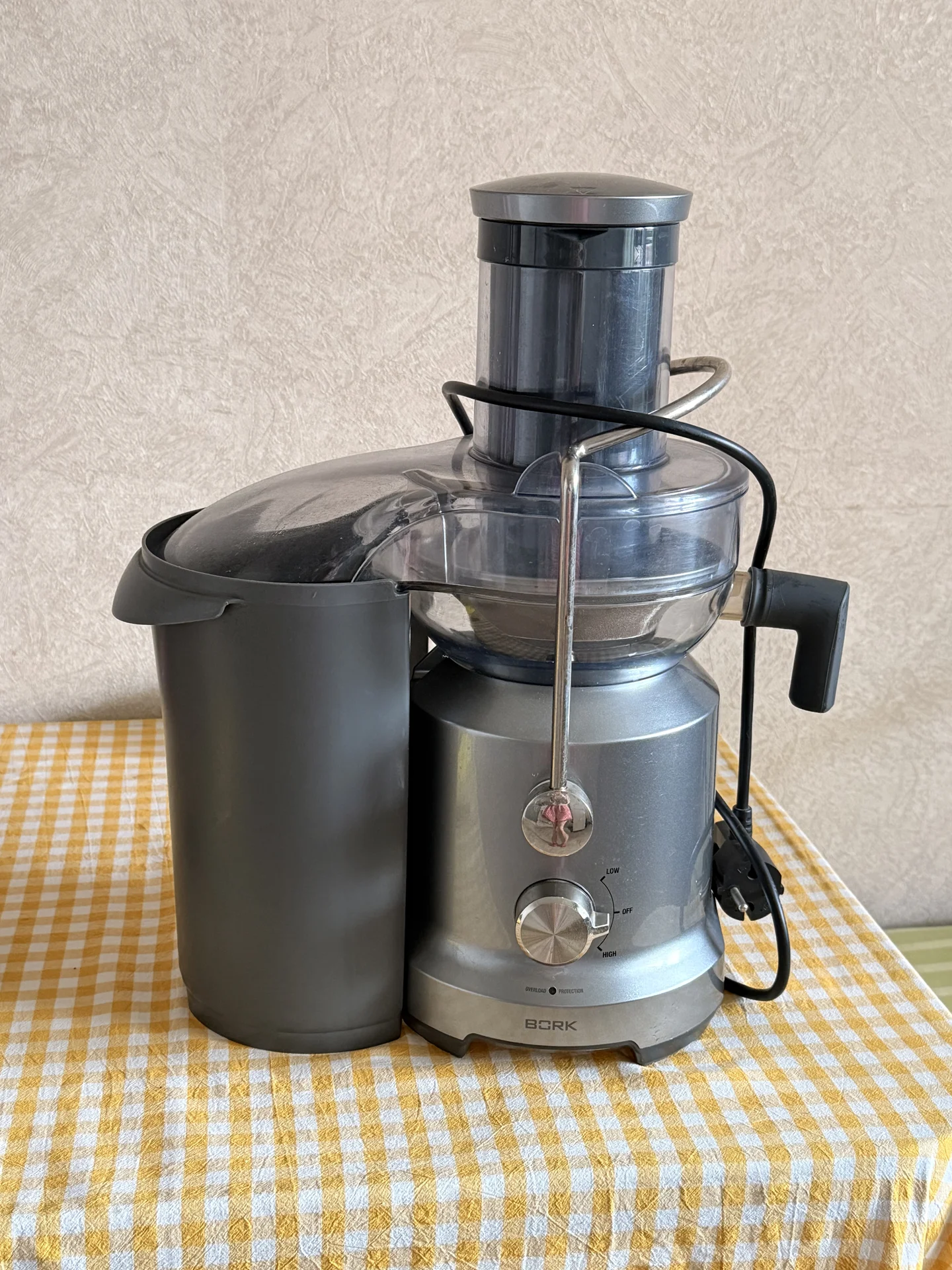 Соковыжималка Bork s701 центробежная - миниатюра 8