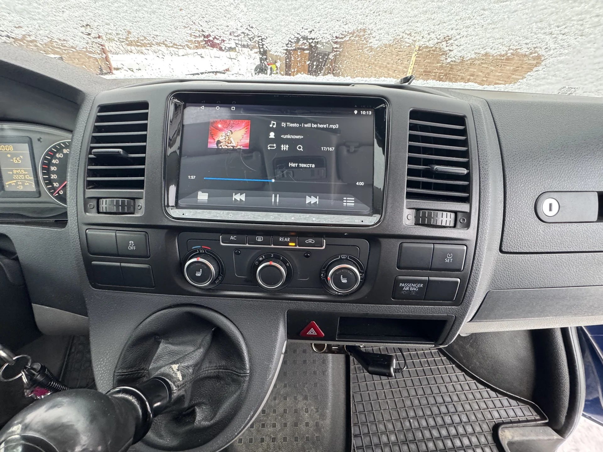 VW Caravelle 2.0 MT, 2012г., 325000 - миниатюра 10
