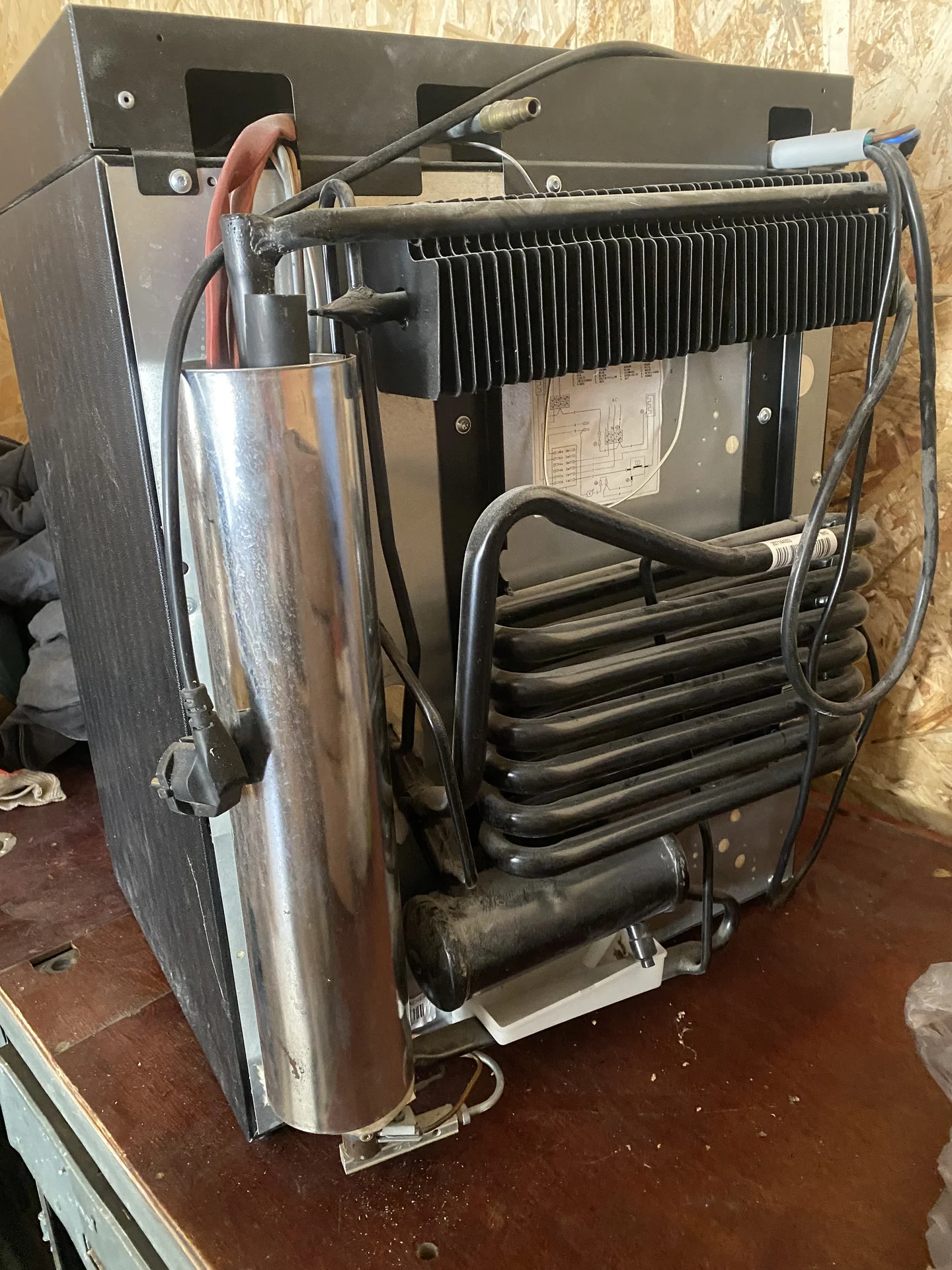 Холодильник Dometic RV60 - миниатюра 3
