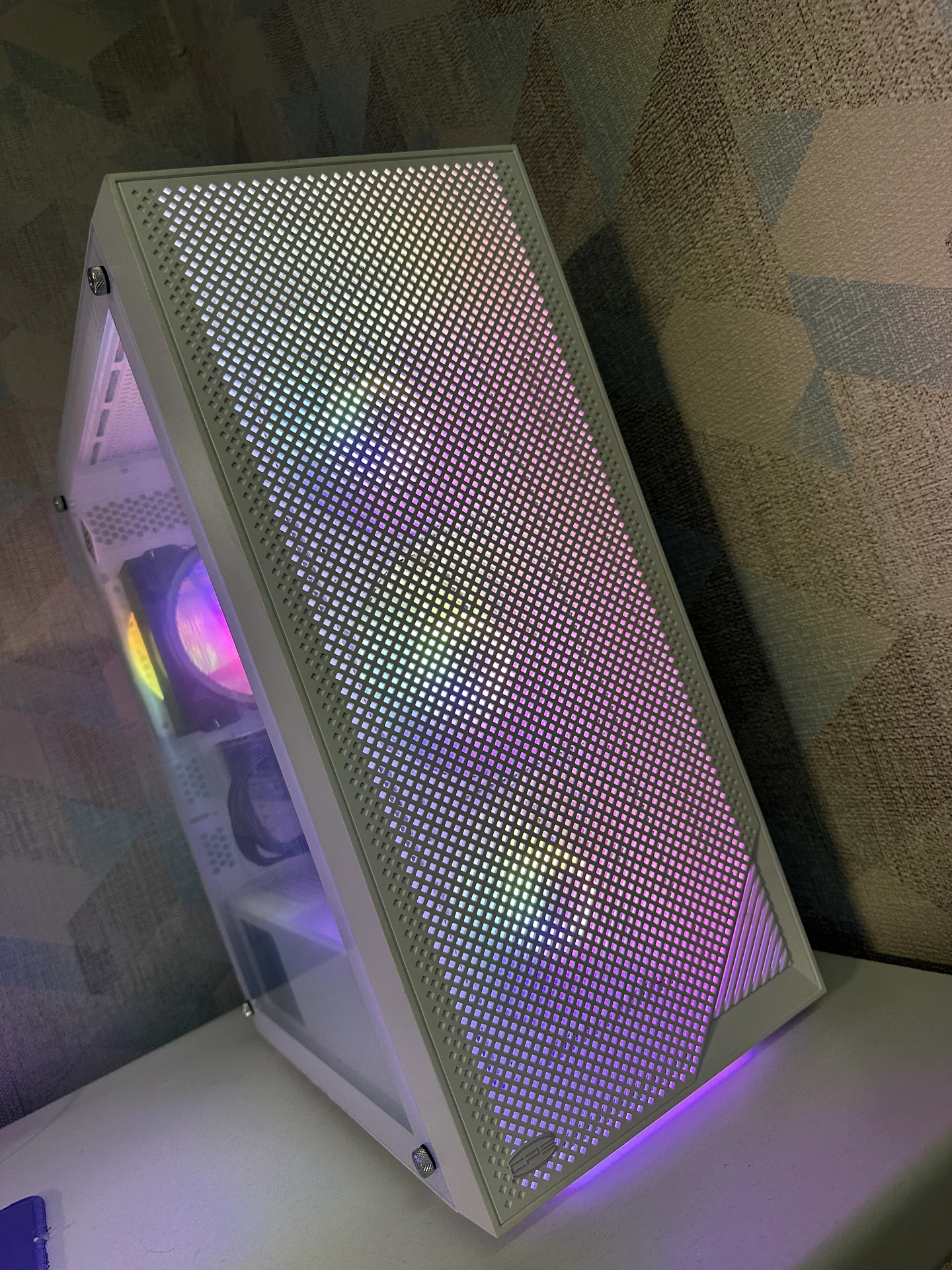 GamePC Ryzen 7 5700x/RTX5060/16gb - миниатюра 2